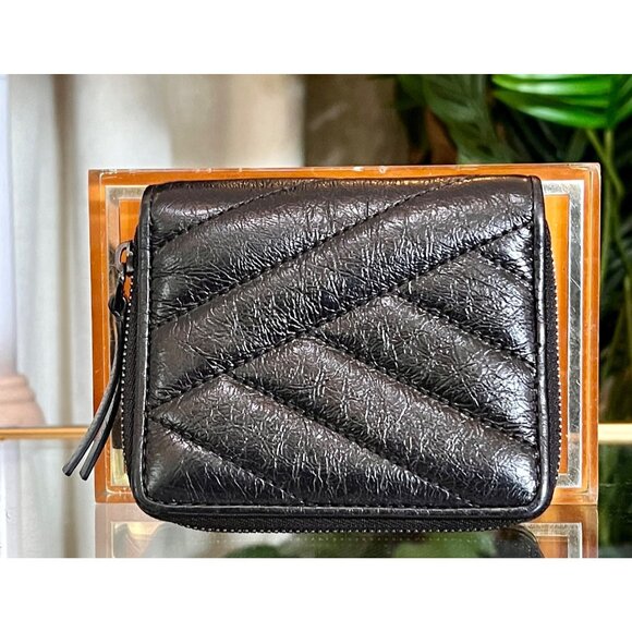 Tory Burch Black KIRA Quilted Leather Wallet With Zipper Closure & Logo Design - Picture 3 of 9